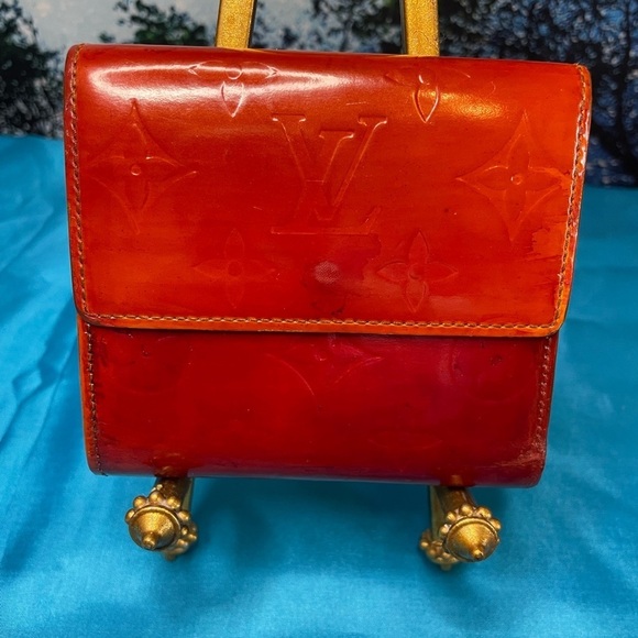Louis Vuitton Carte de Visite Amber Red Vernis Trifold Women's Wallet EUC - Picture 3 of 13